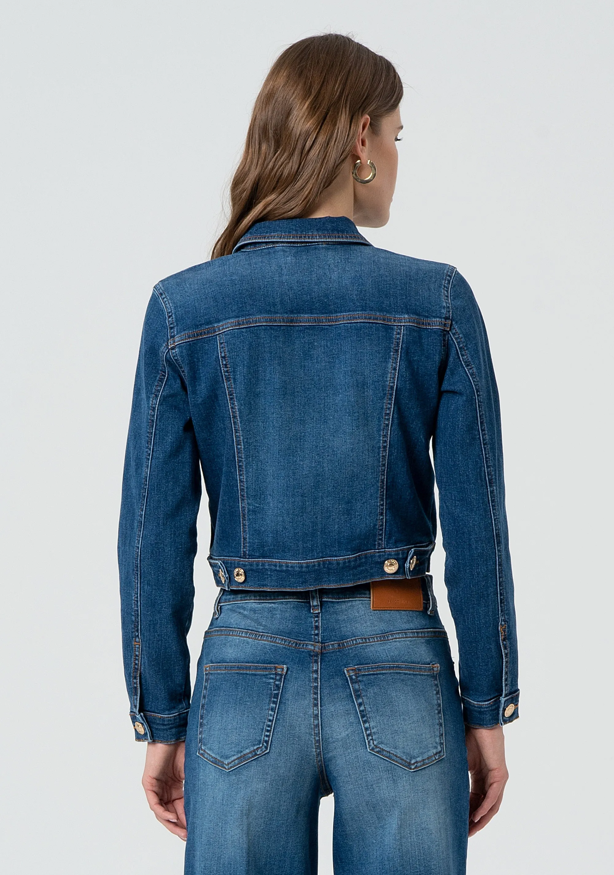 Jacket cropped regular fit made in denim with middle wash